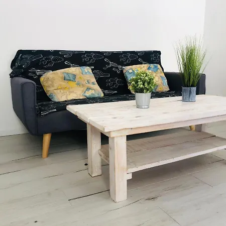 2 Pièces renové au centre NICE place GARILABI PORT Apartamento