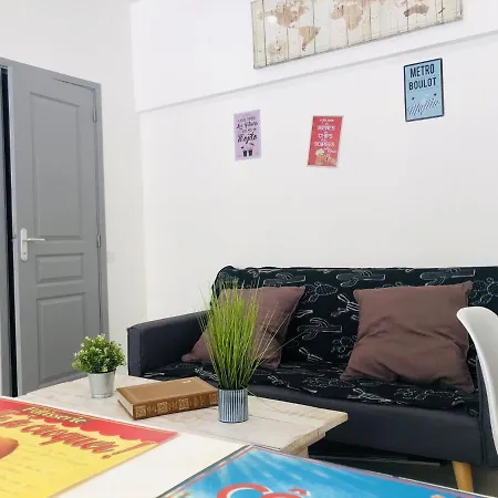 2 Pièces renové au centre NICE place GARILABI PORT Apartamento Niza